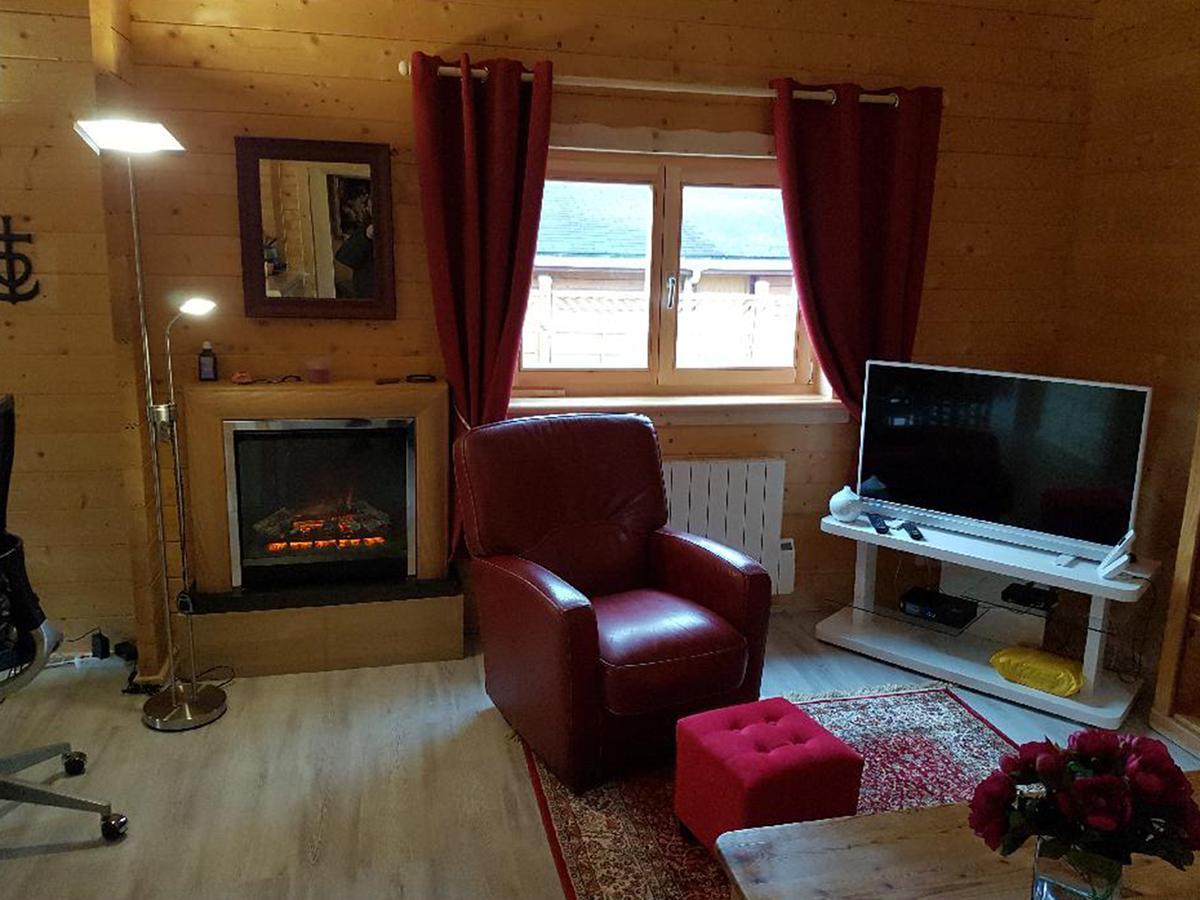 Chalet Au Domaine De La Goujonne Saint-Sauveur-les-Bray Bagian luar foto