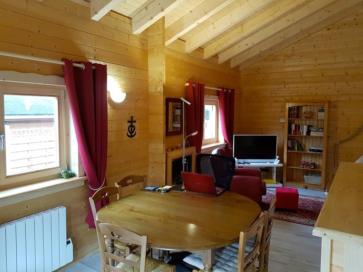 Chalet Au Domaine De La Goujonne Saint-Sauveur-les-Bray Bagian luar foto